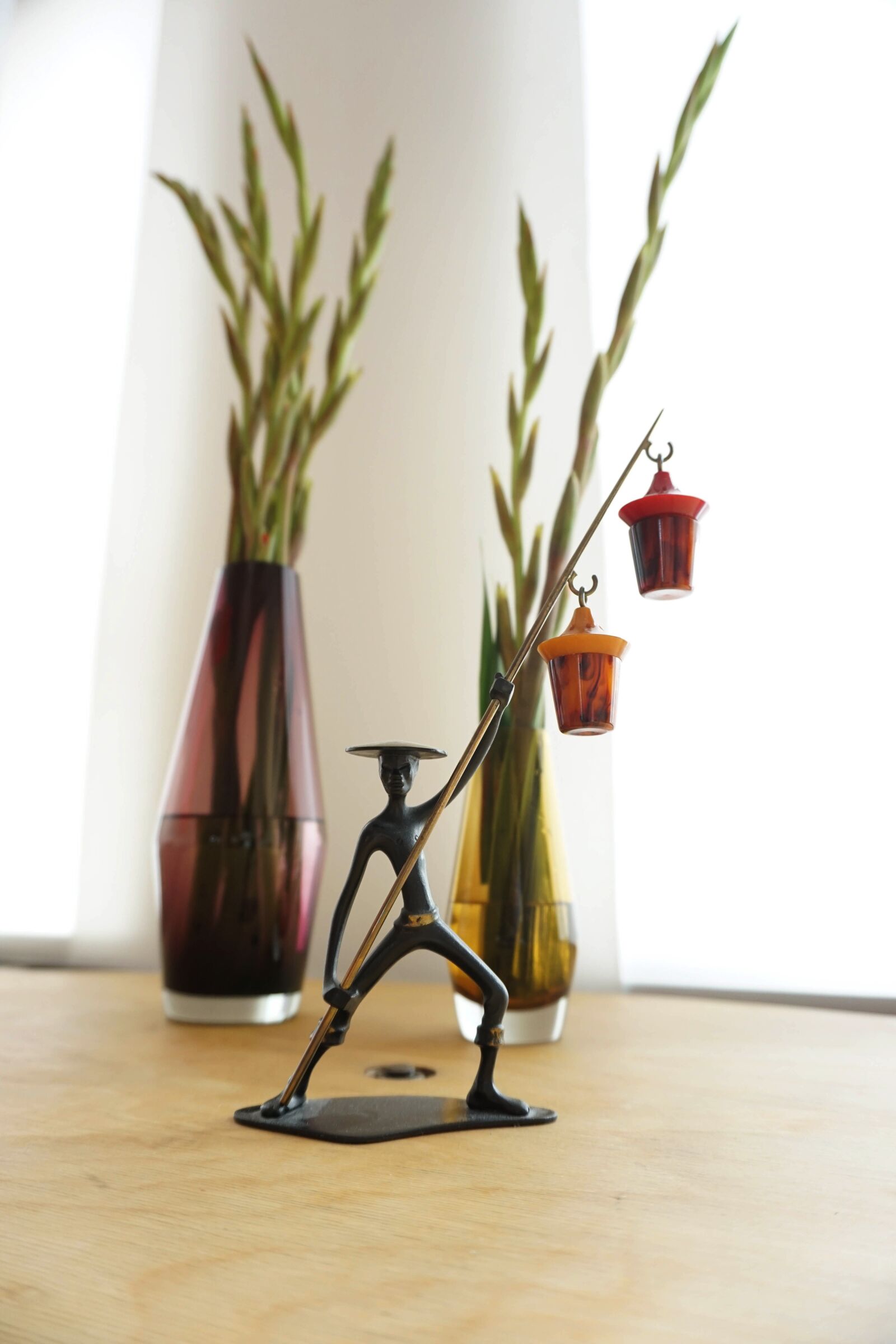 Sony E 16-50mm F3.5-5.6 PZ OSS sample photo. Flower, deco, salt and photography