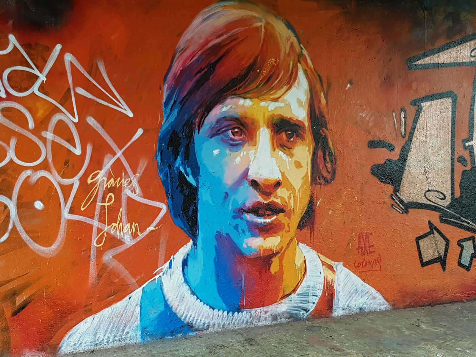 Samsung Galaxy S7 Edge sample photo. Graffiti, johan cruyff, football photography