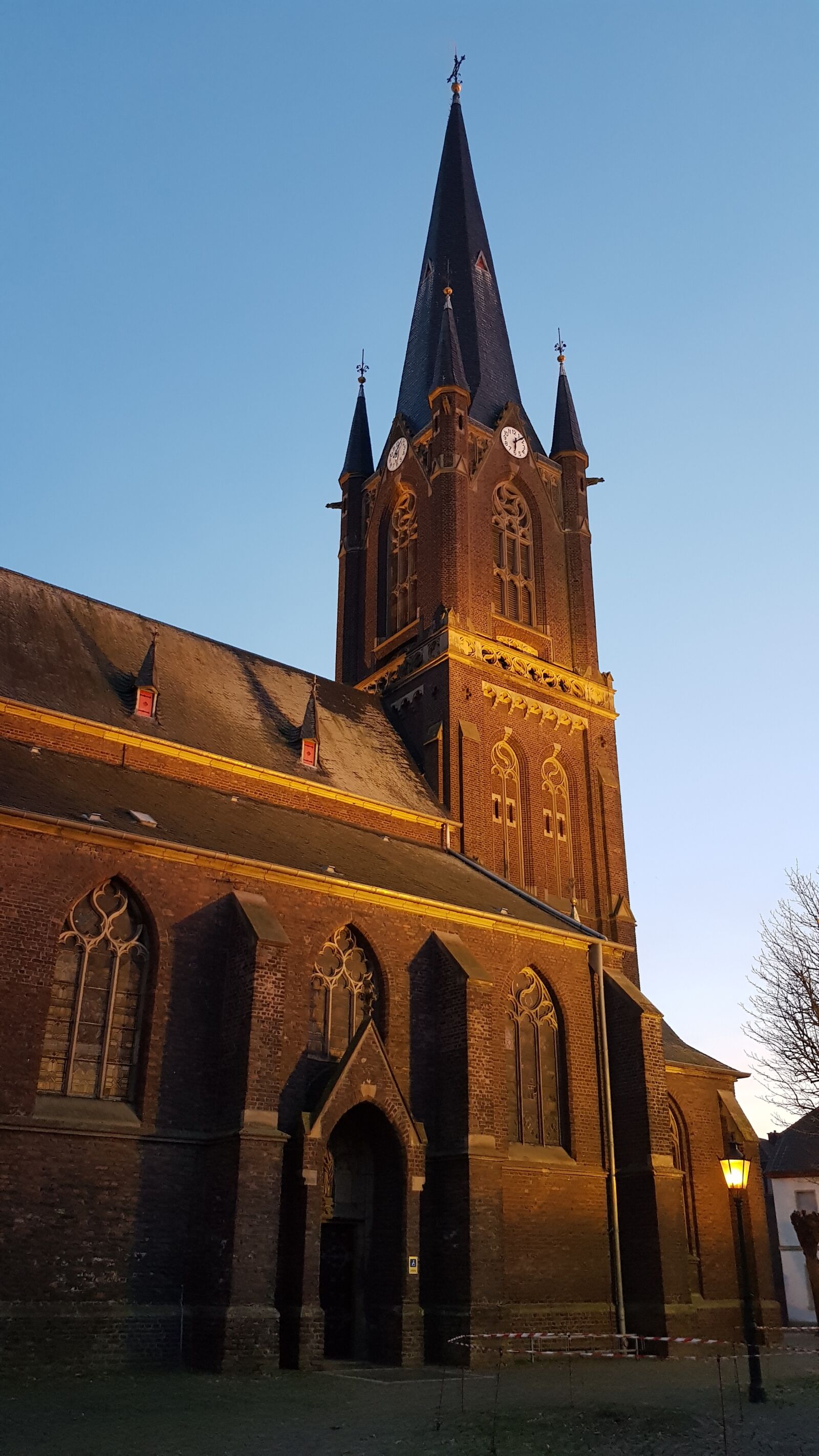 Samsung Galaxy S8+ sample photo. Church, st peter and photography