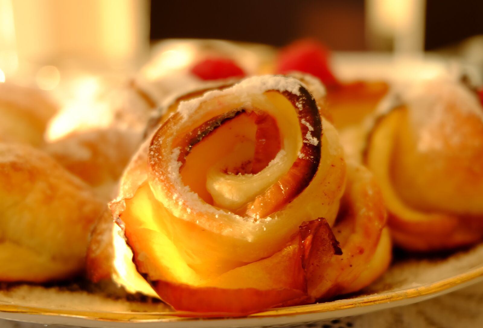 Fujifilm X-A2 + Fujifilm XC 16-50mm F3.5-5.6 OIS II sample photo. Cake, dessert, food photography