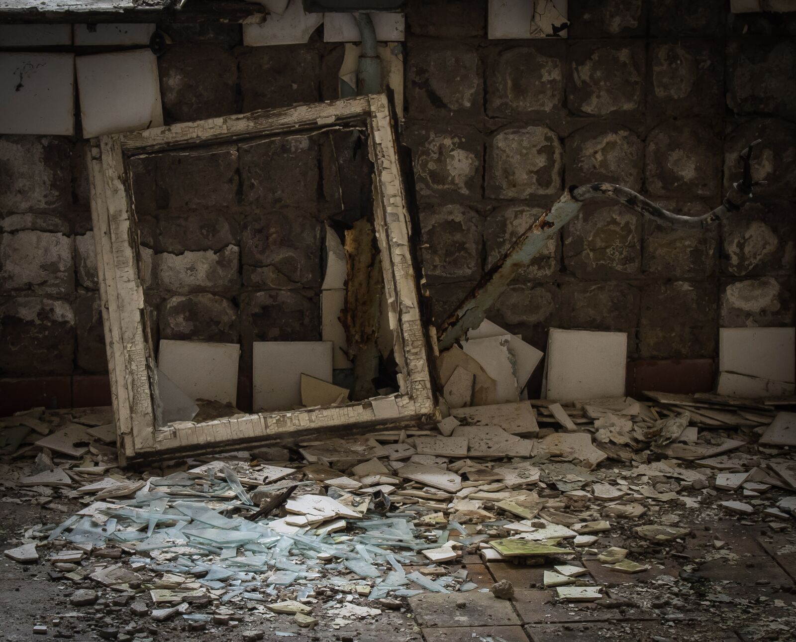 Pentax K-3 sample photo. Break up, the ruins photography