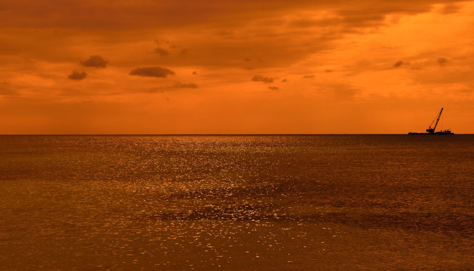 Nikon D3300 sample photo. Sunset, sea, horizon photography