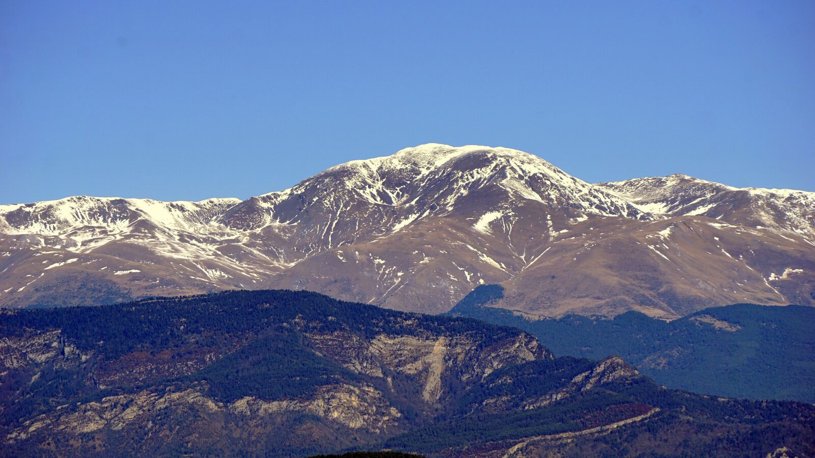 Sony a6000 sample photo. Snowy mountain, the puigmal photography