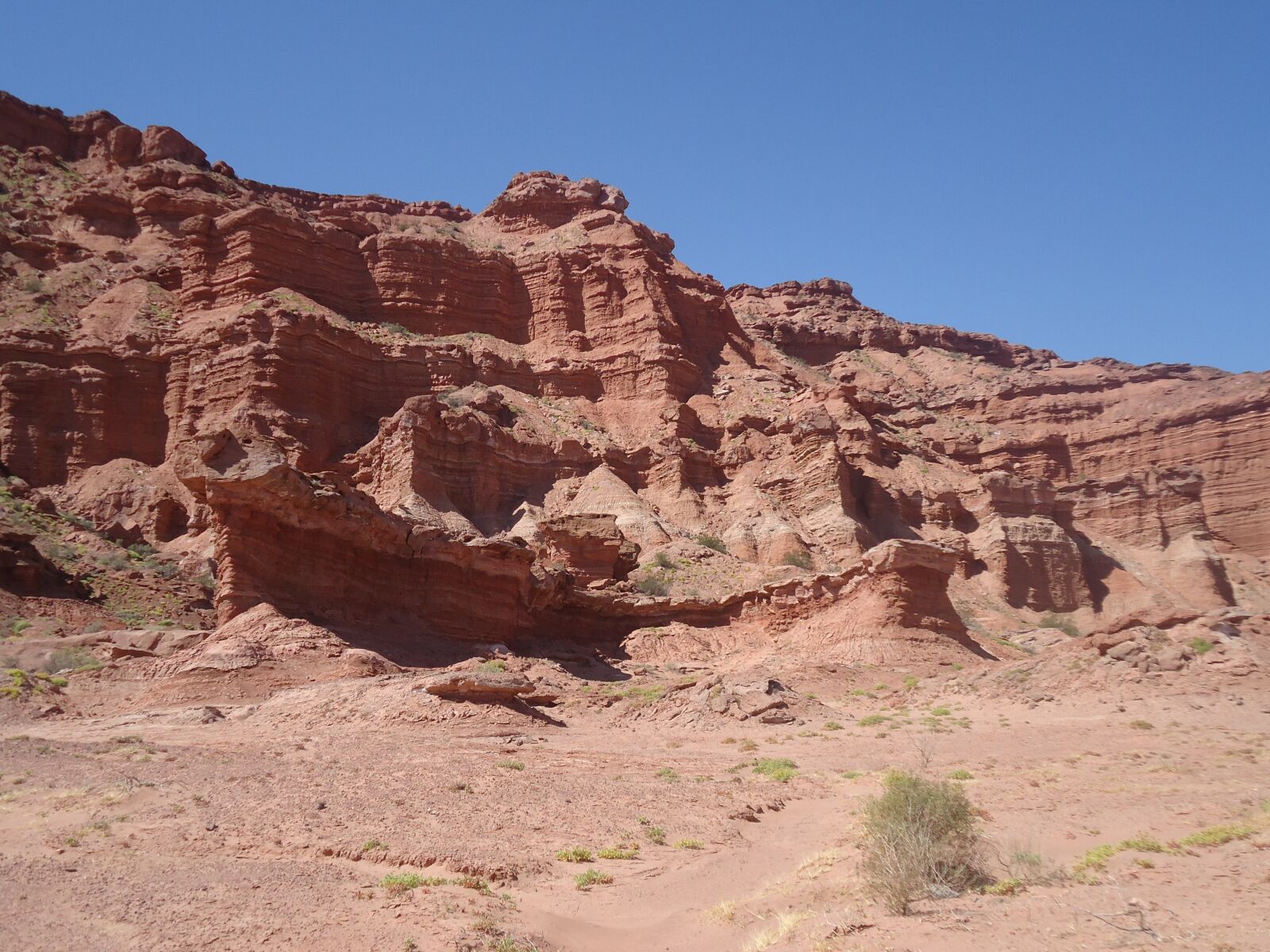 Sony Cyber-shot DSC-W610 sample photo. Canyon, cliffs, erosion photography