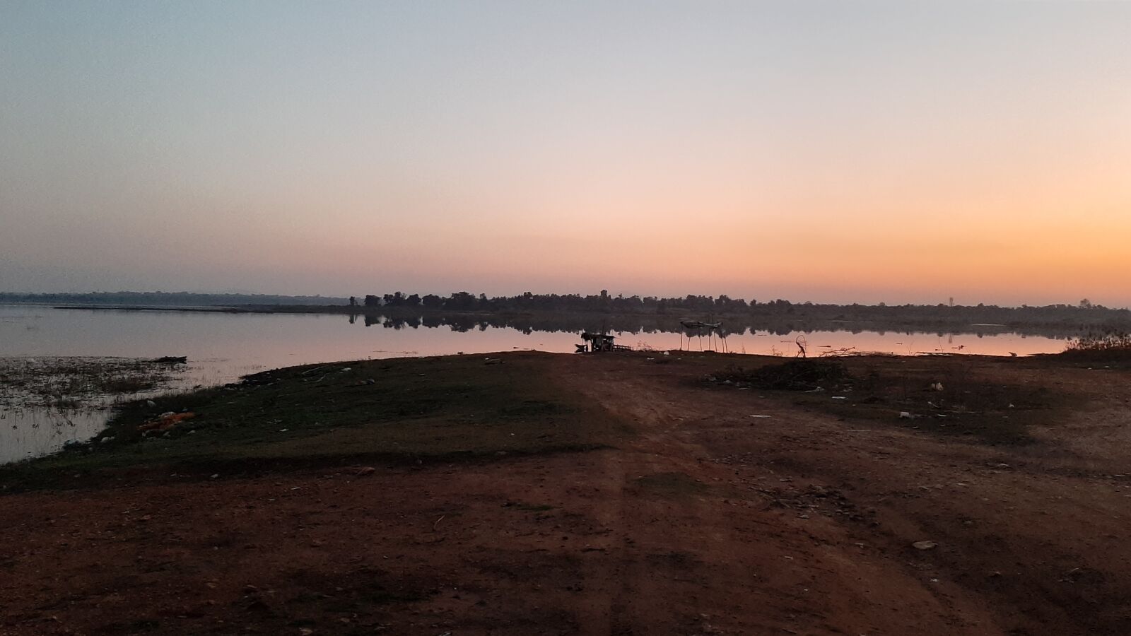 Samsung Galaxy A50 sample photo. Evening time, sun goes photography