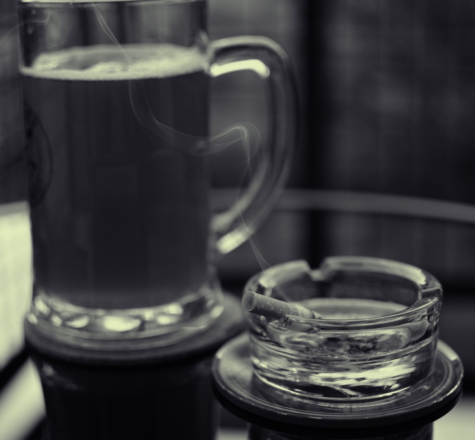 Nikon D5100 sample photo. Beer, chill, smoking photography