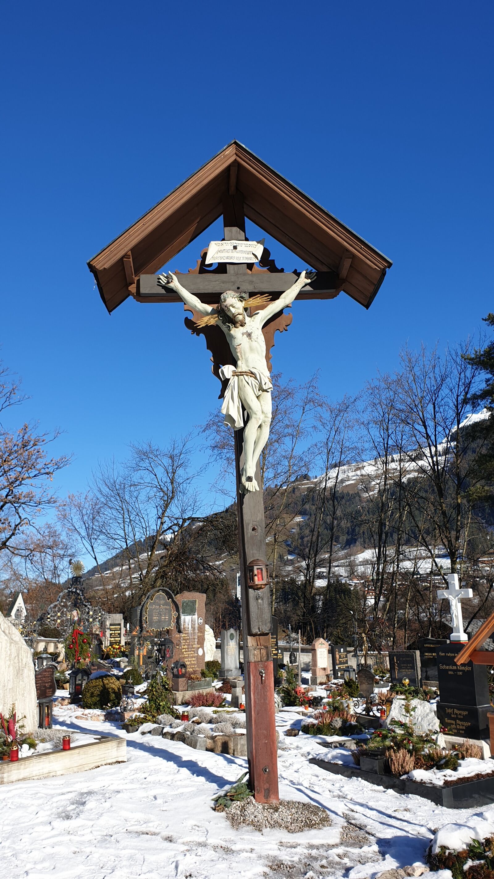 Samsung Galaxy S9 sample photo. Kitzbühel, austria, cross photography