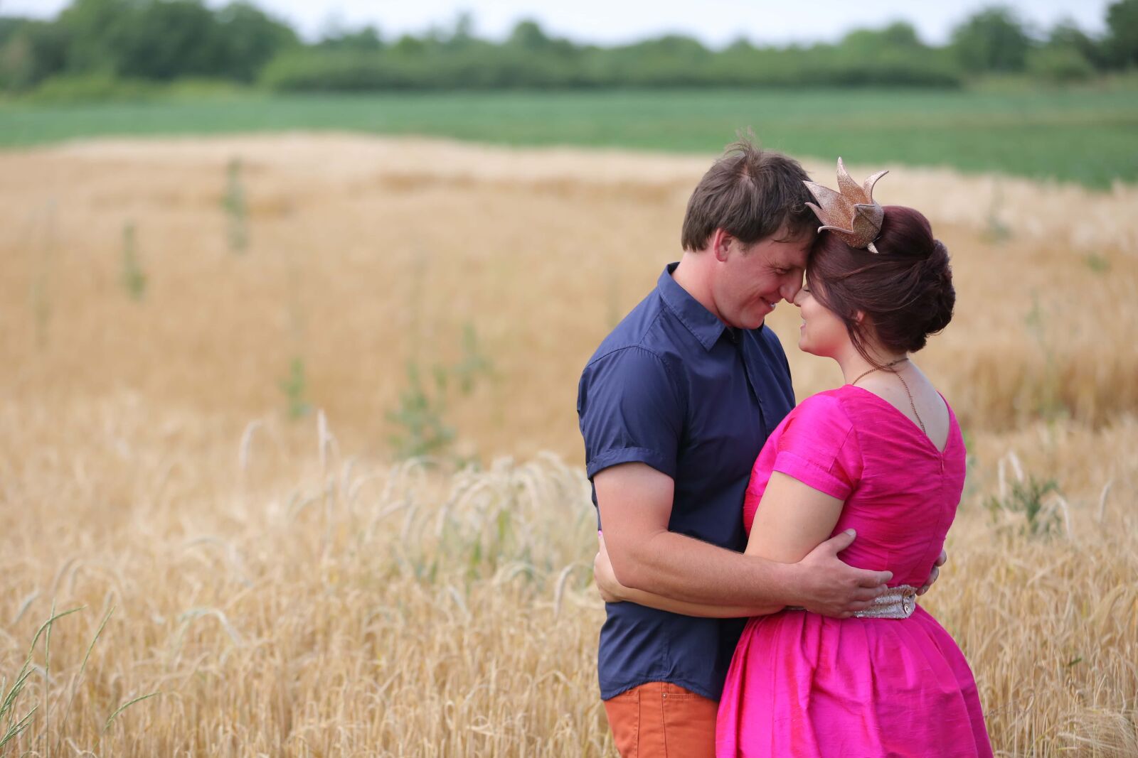 Canon EOS 5D Mark III sample photo. Love, hug, kiss, affection photography