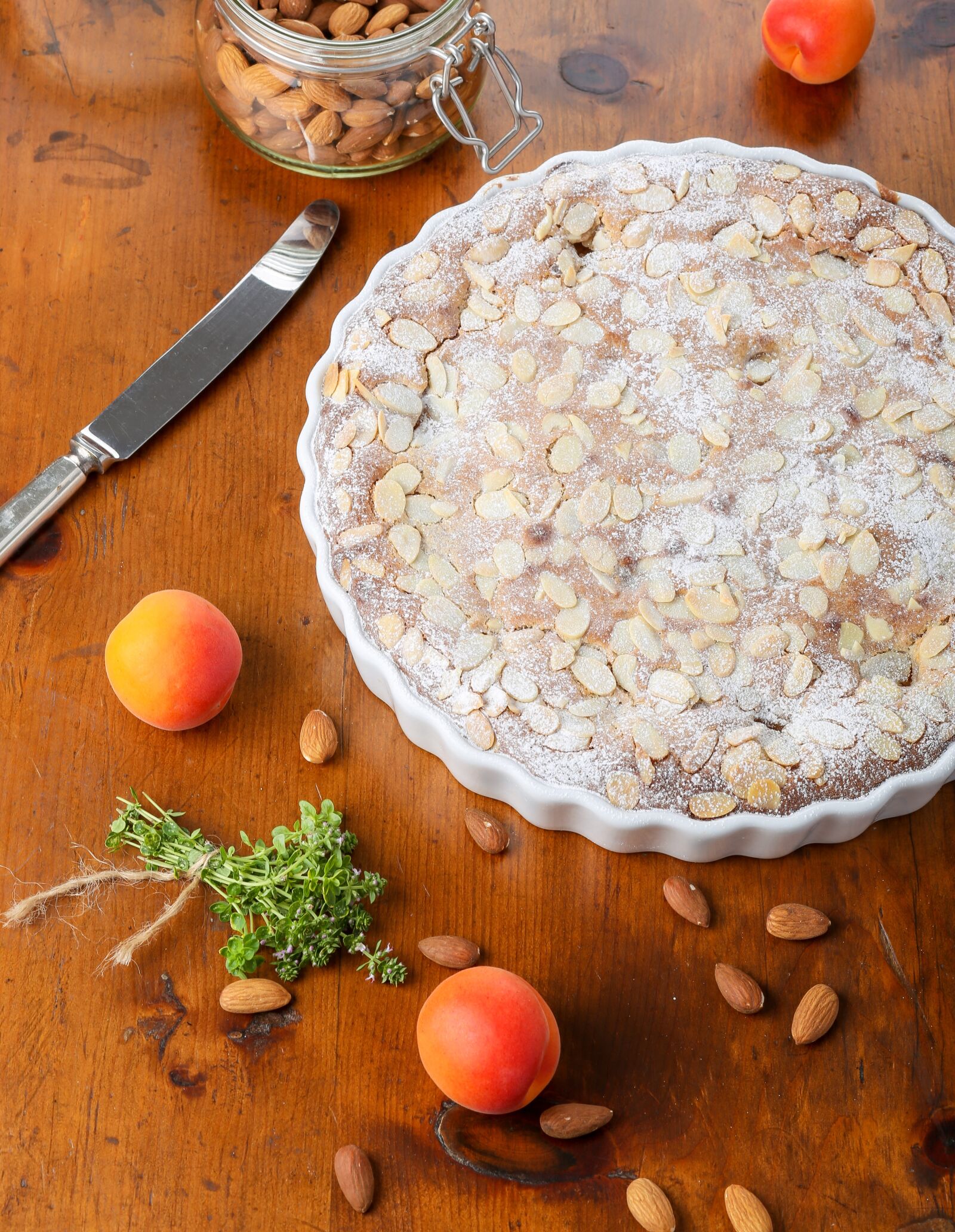 Canon EF 85mm F1.8 USM sample photo. Apricot, frangipane, tart photography