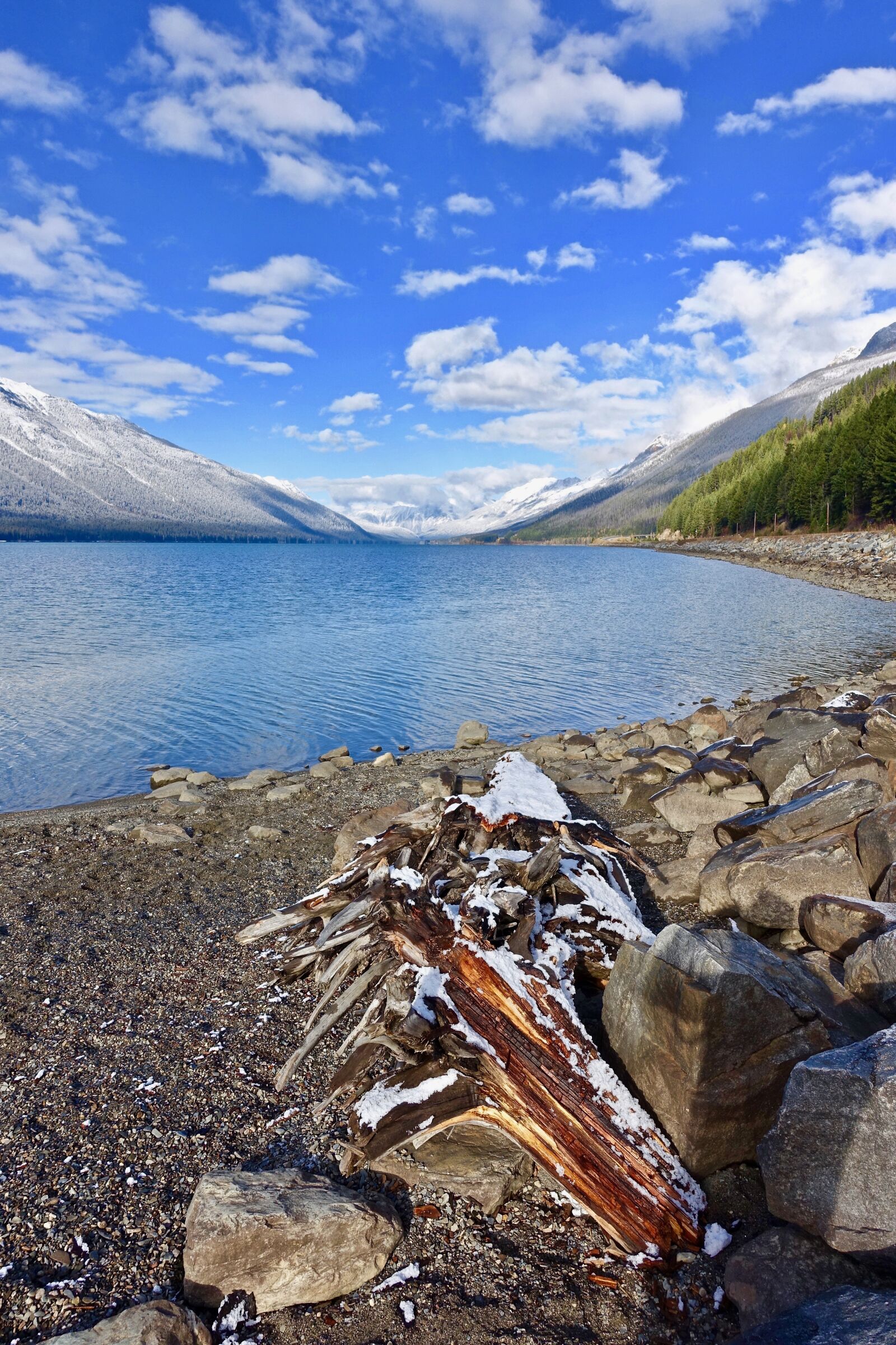 Sony Cyber-shot DSC-RX100 III sample photo. Mountains, lake, wood photography