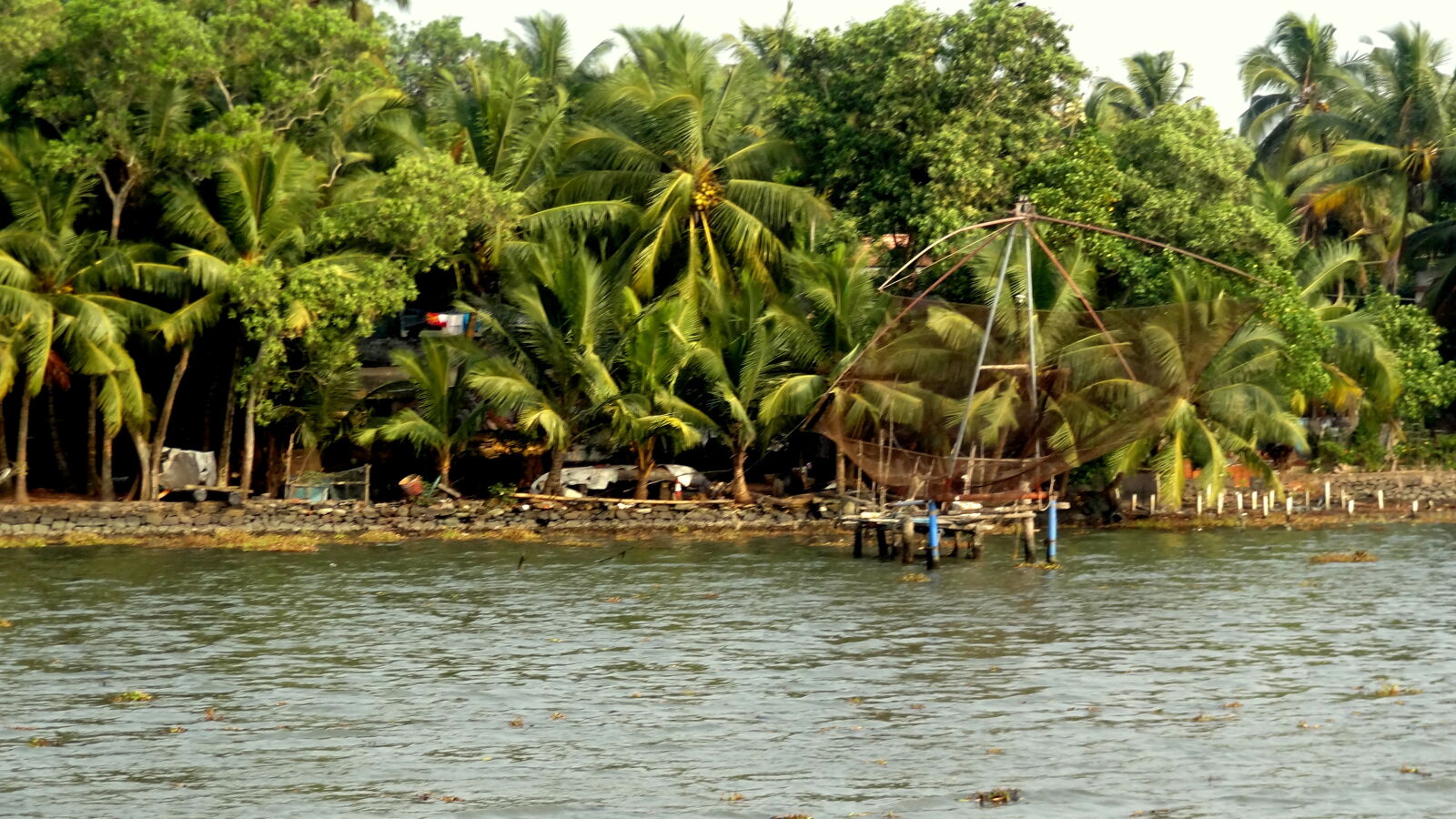 Sony Cyber-shot DSC-HX9V sample photo. Kerala, waterscape photography