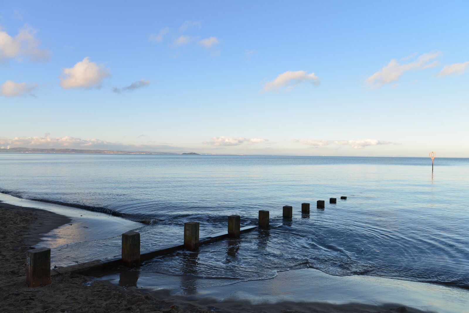 Nikon D800 sample photo. Stepping stone, the tide photography