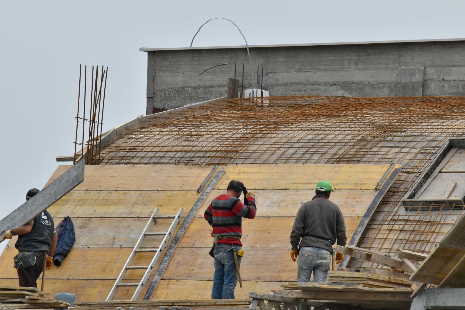 Nikon D5500 sample photo. Construction worker, industry, building photography