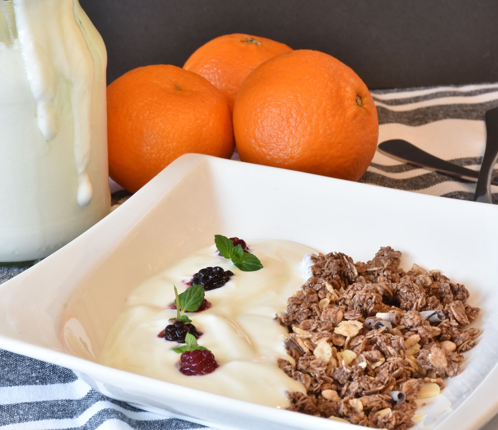 Nikon D7200 sample photo. Muesli, breakfast, glass photography