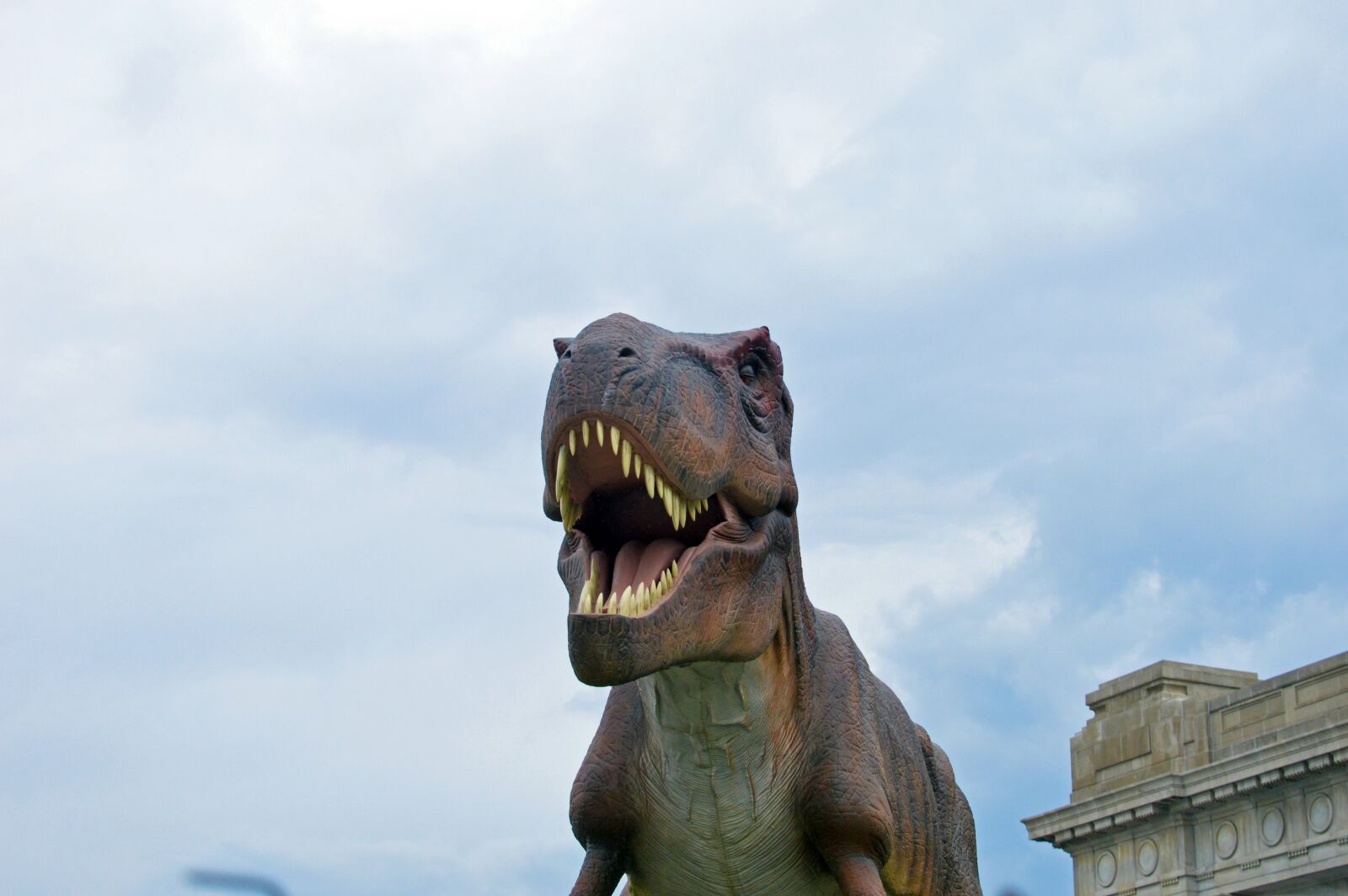 Nikon D3200 sample photo. Dinosaur, dinosaur exhibit, dinosaur photography