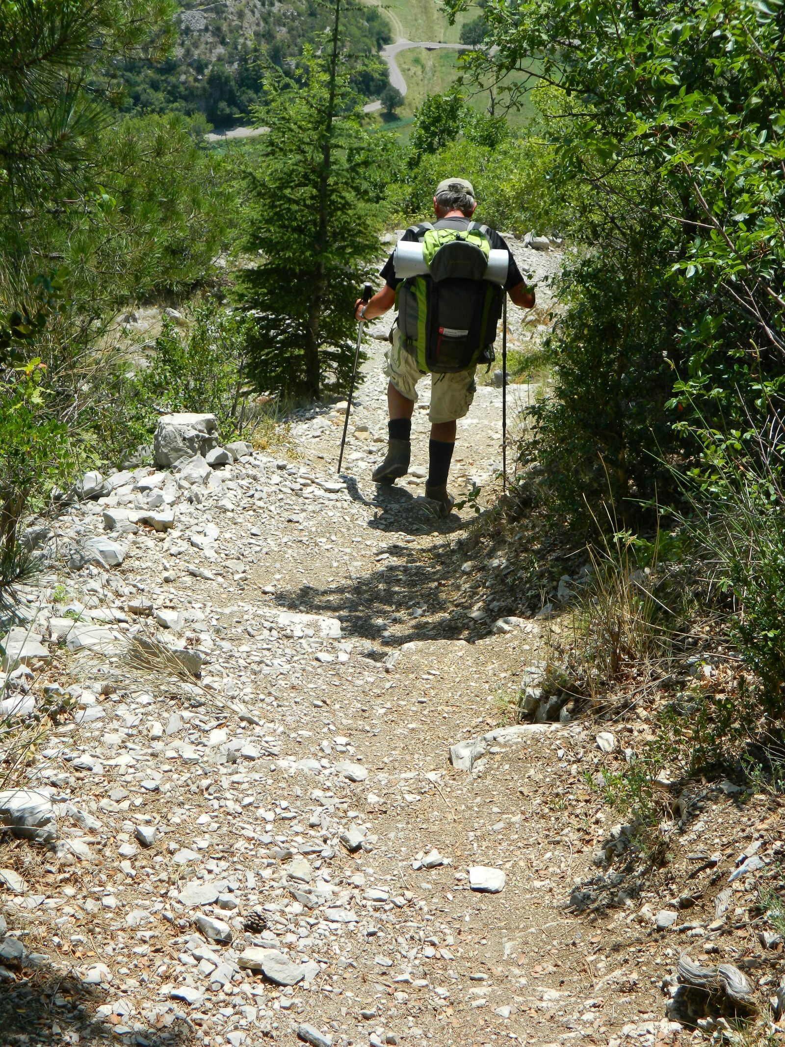 Nikon Coolpix L120 sample photo. Hiker, path, hiking photography