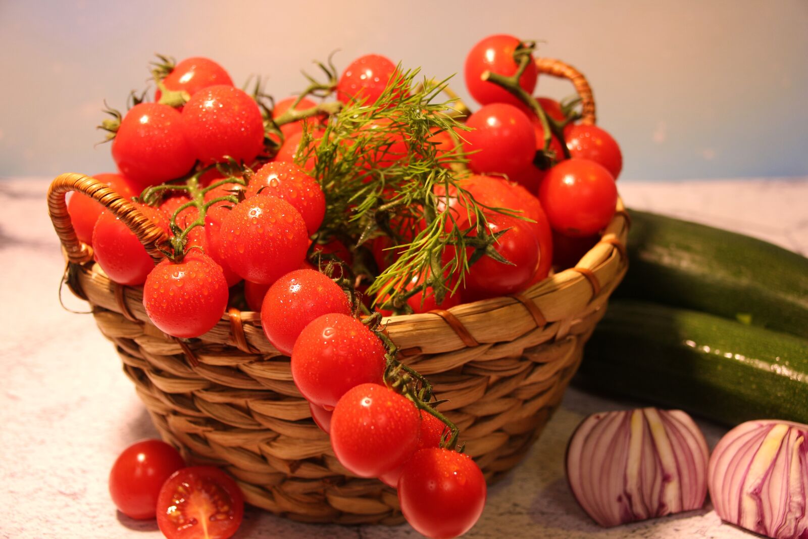 Canon EOS 700D (EOS Rebel T5i / EOS Kiss X7i) sample photo. Tomatoes, red, vegetables photography