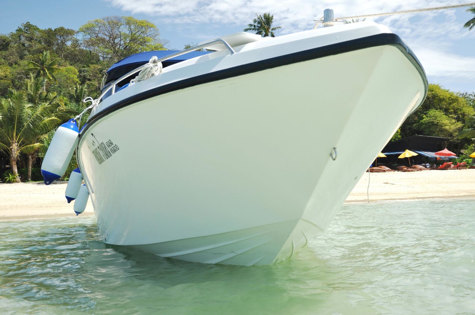 Nikon D90 sample photo. Boat, yacht, luxury, tourism photography