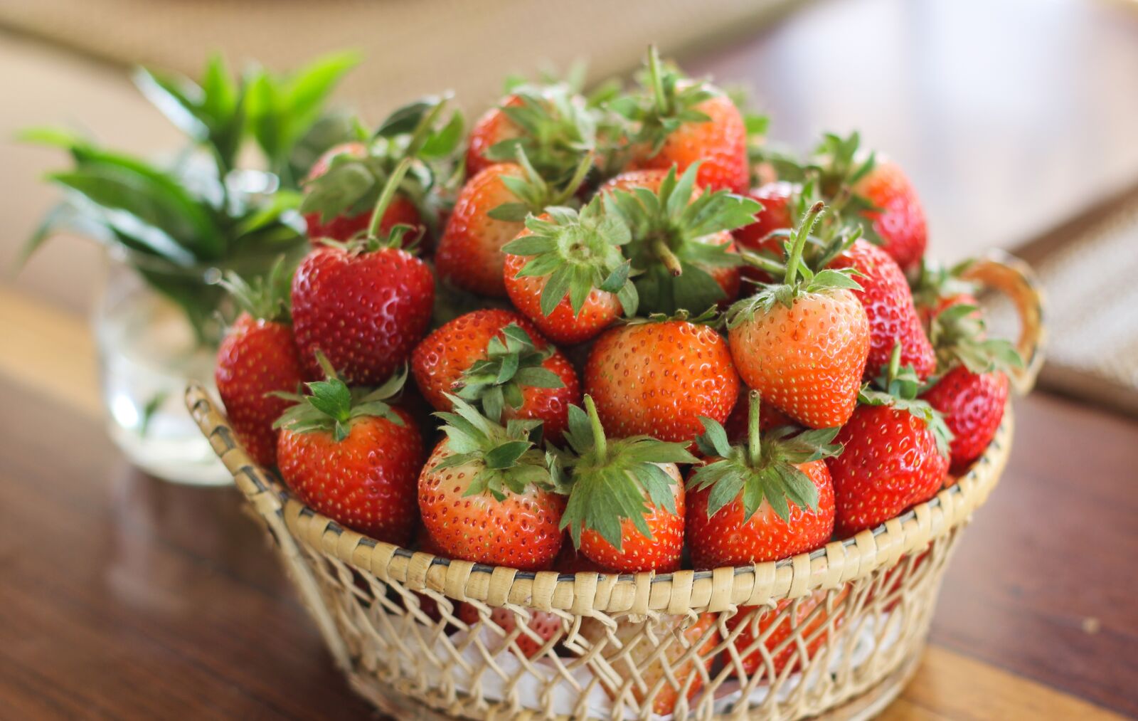 Canon EOS 60D + Canon EF 50mm F1.8 II sample photo. Healthy eating, photography, color photography