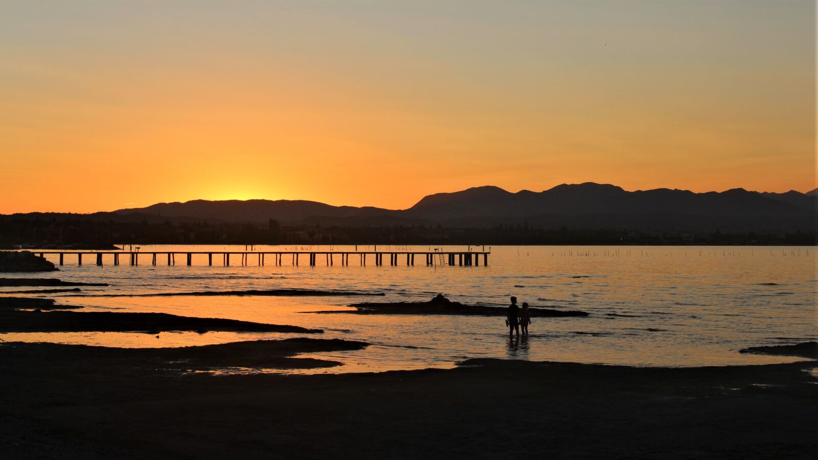 Canon EOS 700D (EOS Rebel T5i / EOS Kiss X7i) sample photo. Dawn, body of water photography