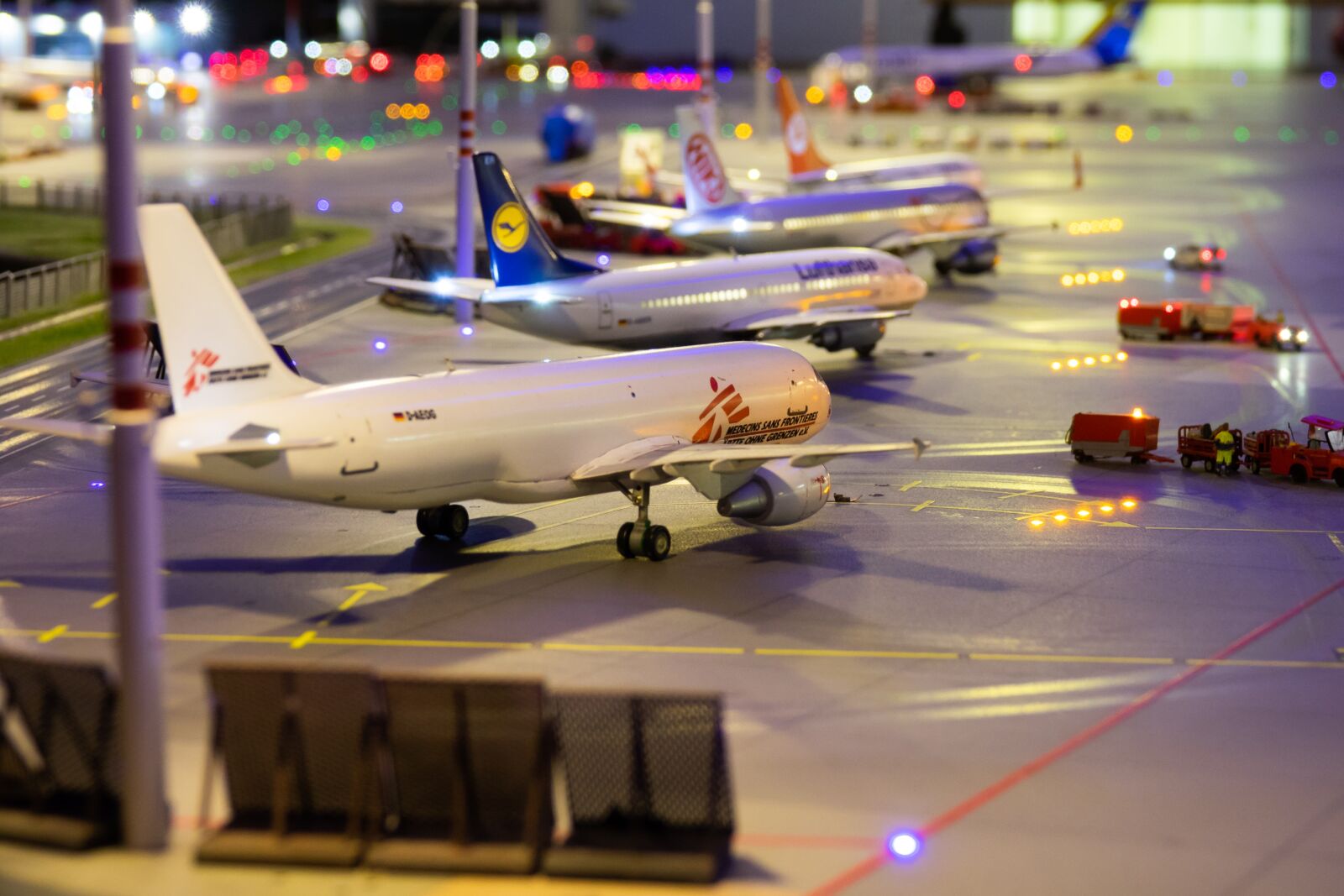 Sony Cyber-shot DSC-RX10 III sample photo. Aircraft, airport, runway photography