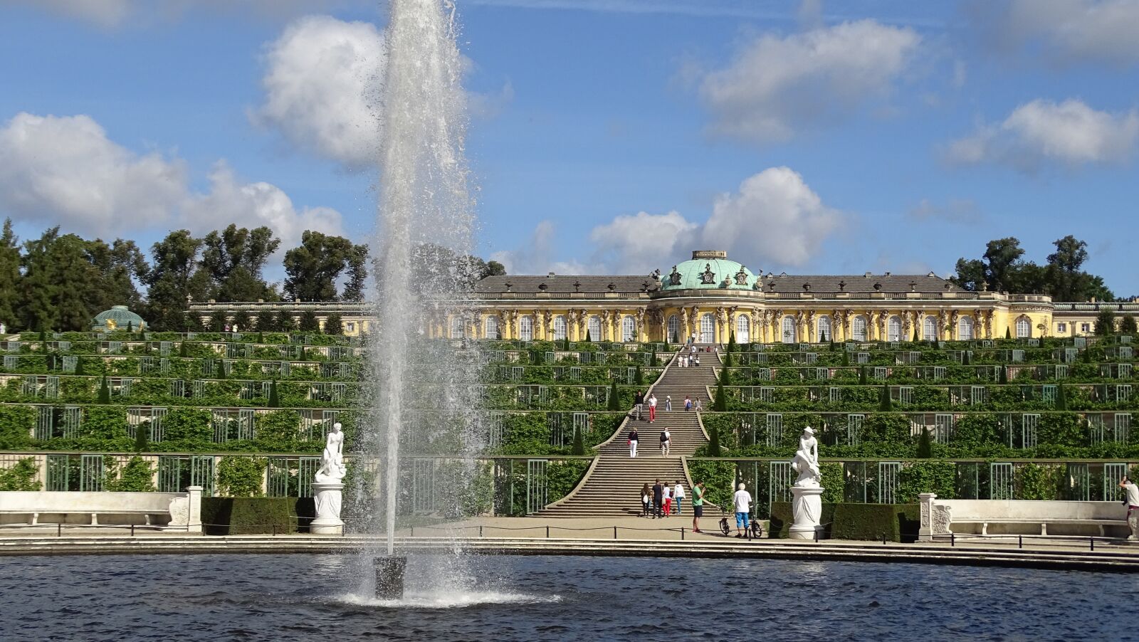 Sony Cyber-shot DSC-HX400V sample photo. Potsdam, castle, places of photography