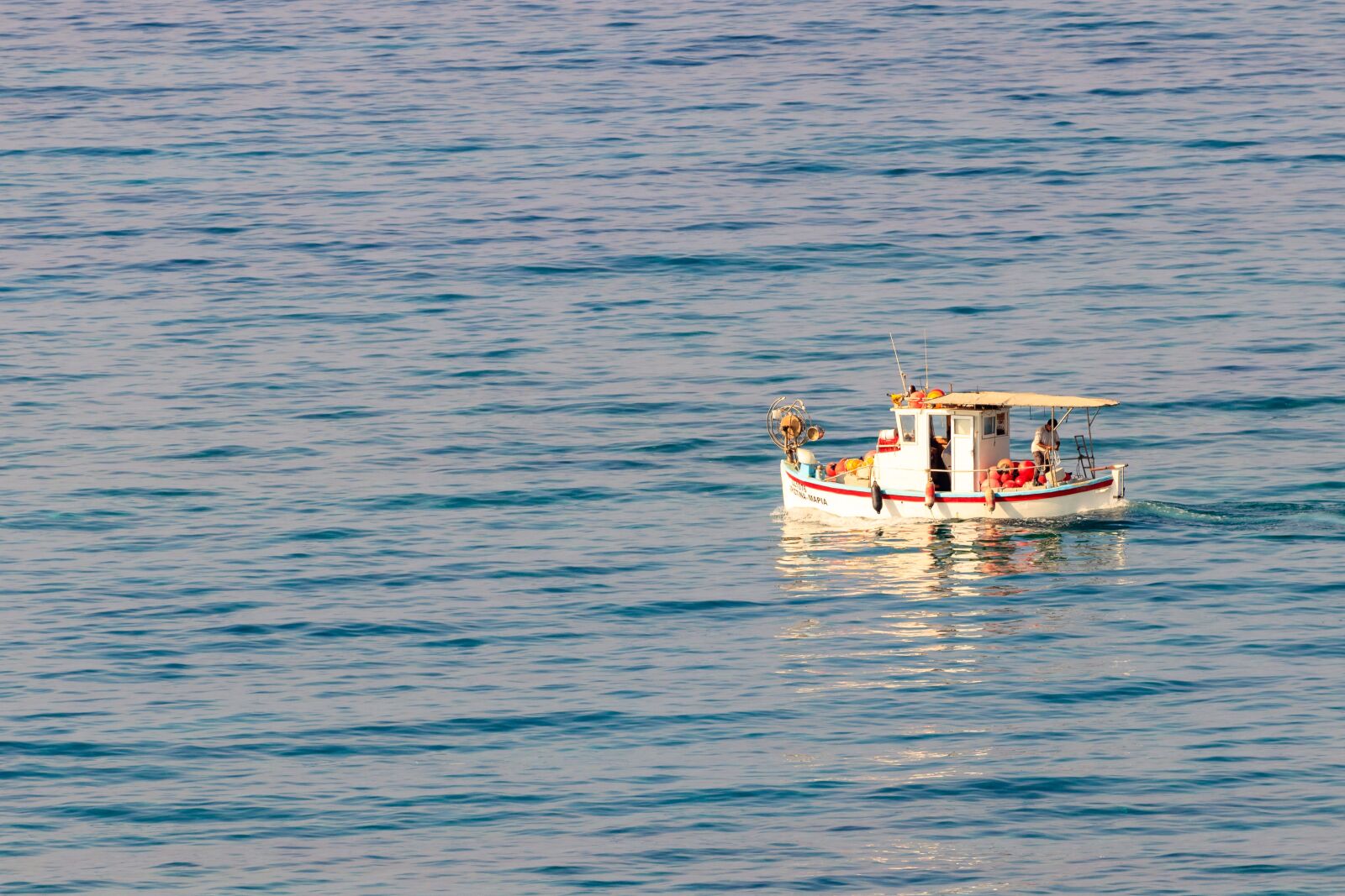 Canon EF 70-300 F4-5.6 IS II USM sample photo. Fisherman, boat, fishing boat photography