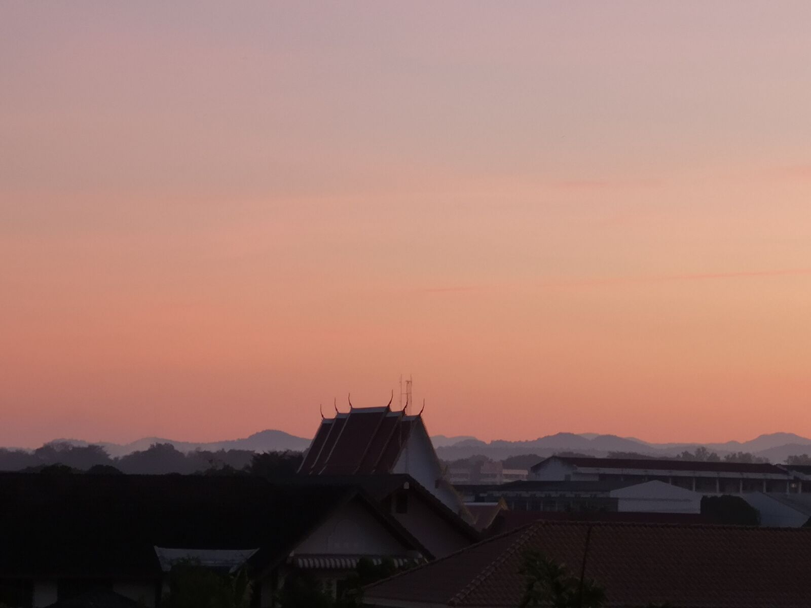 HUAWEI CLT-L29 sample photo. My, home, town photography