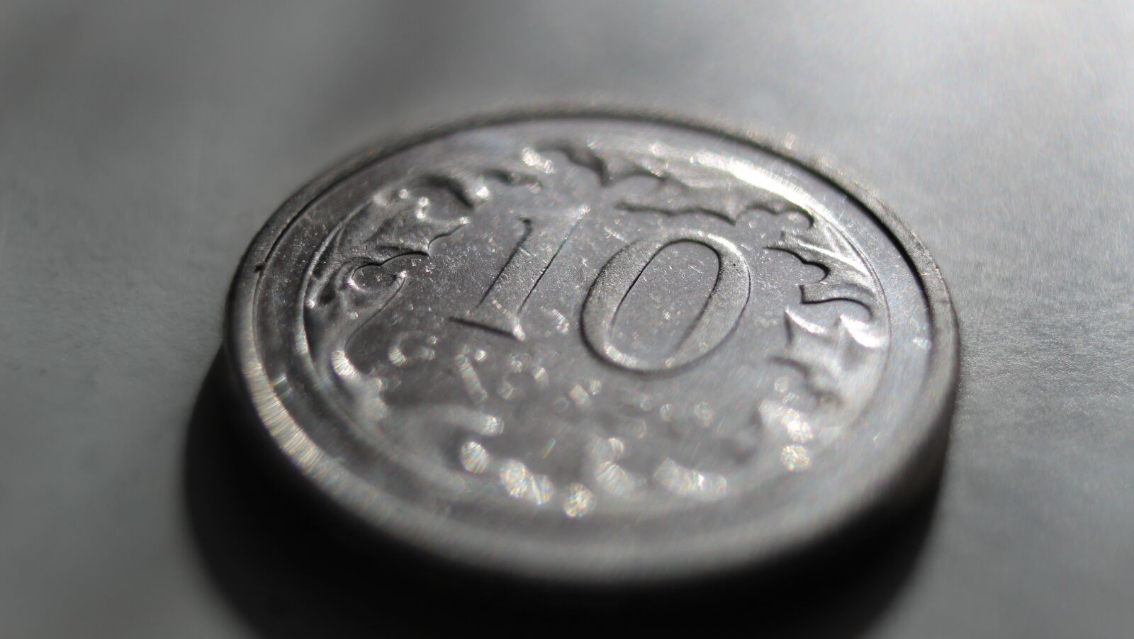 Canon EOS 4000D (EOS Rebel T100 / EOS 3000D) sample photo. Money, currency, coins photography