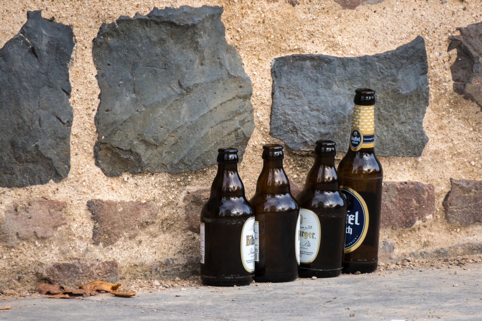 Canon PowerShot G3 X sample photo. Bottles, empties, beer bottles photography