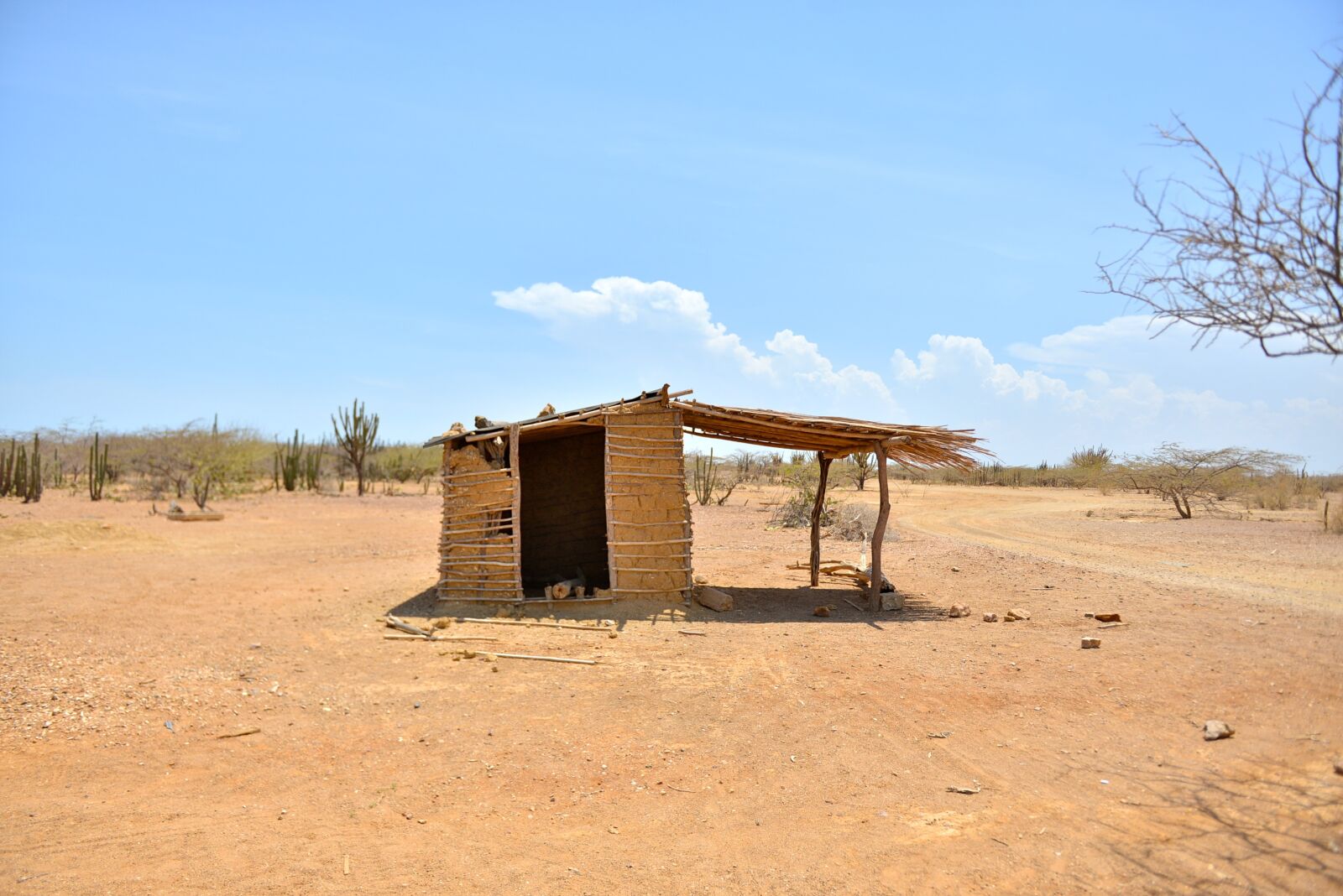 Nikon D600 sample photo. Desert, house, landscape photography