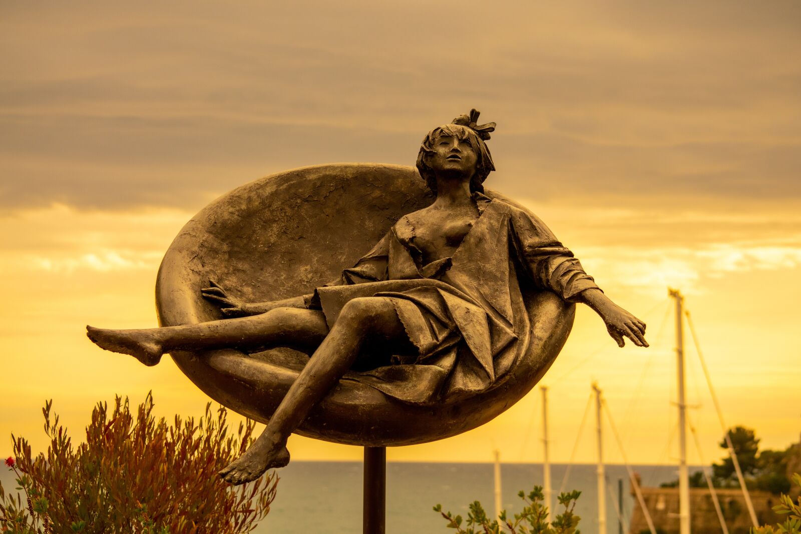 Nikon D5600 sample photo. Bronze, sculpture, monaco photography