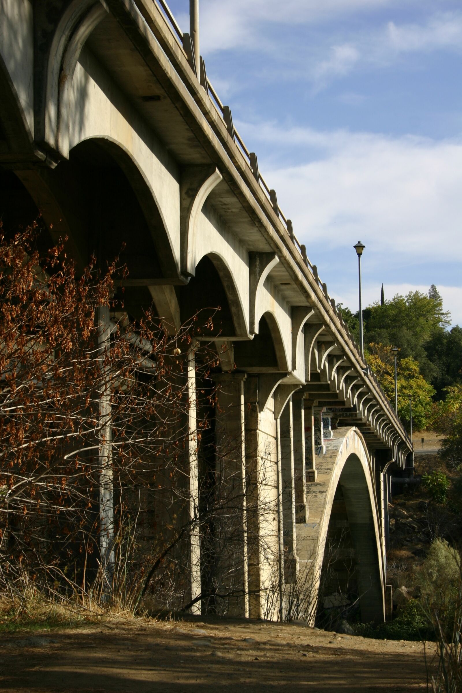 Canon EOS 300D (EOS Digital Rebel / EOS Kiss Digital) sample photo. Bridge, fall, folsom photography