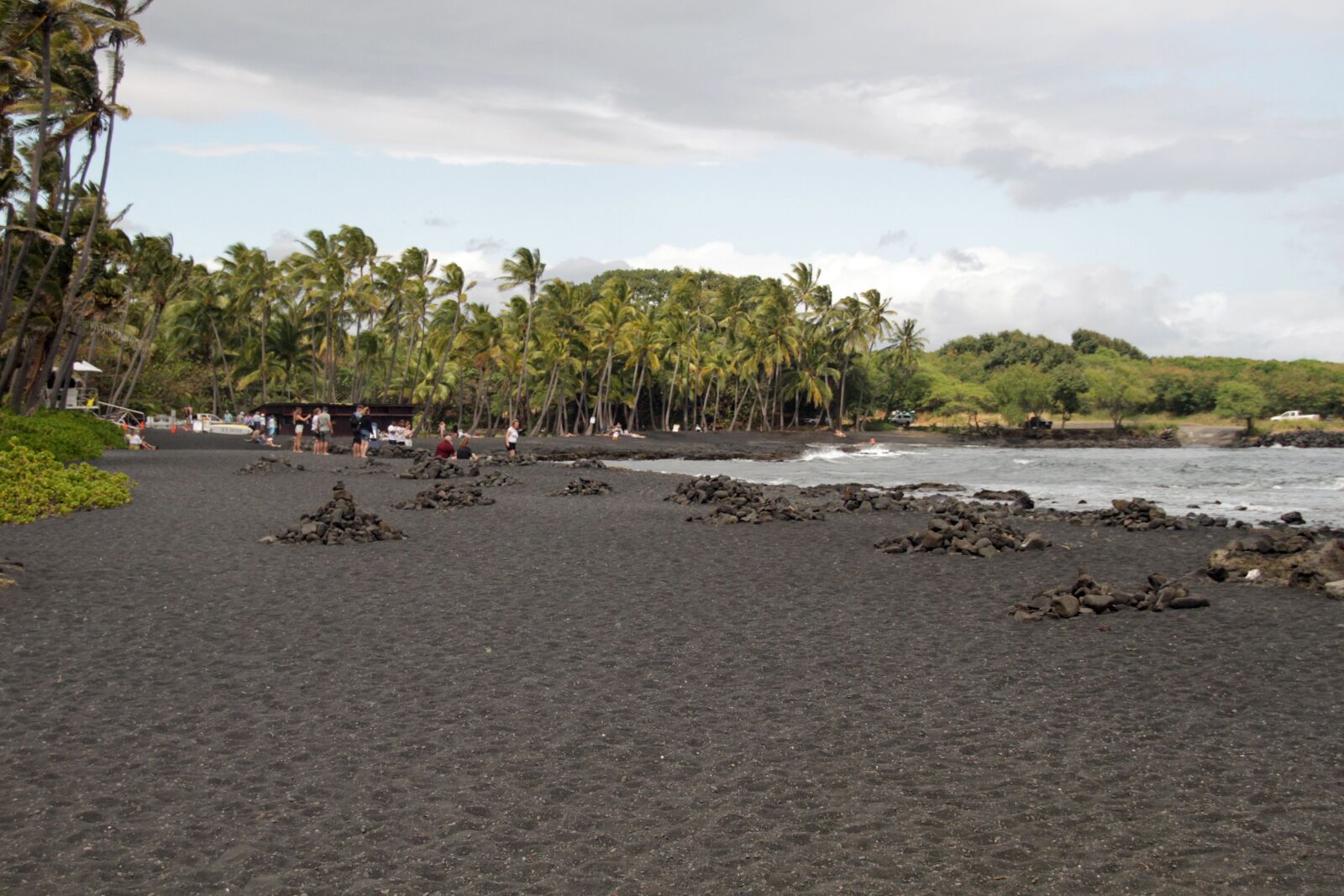 Canon EOS 7D sample photo. Black, sand, beach photography