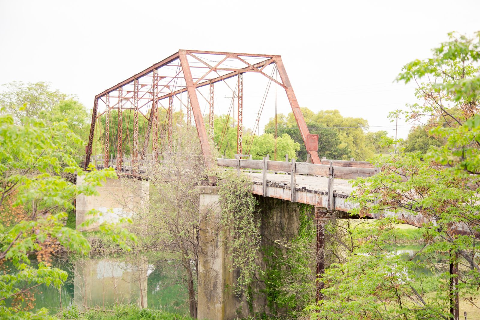Canon EOS 6D + Canon EF 24-105mm F4L IS USM sample photo. Bridge, rustic bridge, metal photography