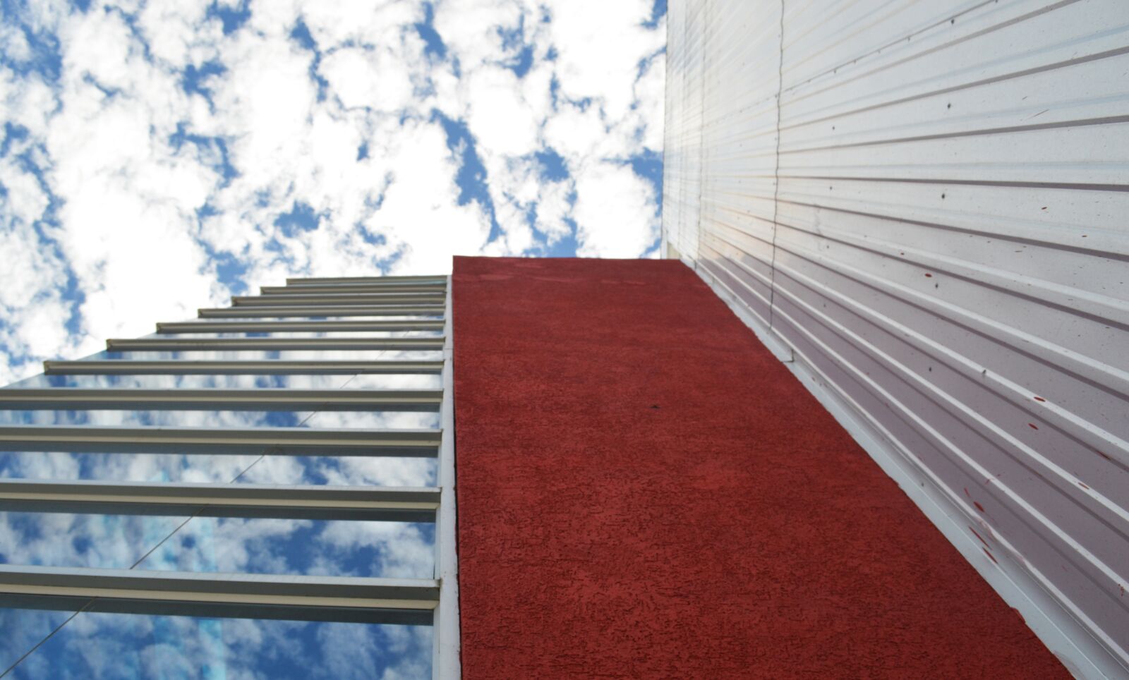 Nikon D3200 sample photo. Architecture, online, contrast photography