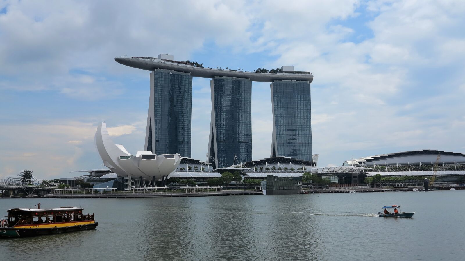 Canon PowerShot G1 X sample photo. Singapore, hotel, architecture photography