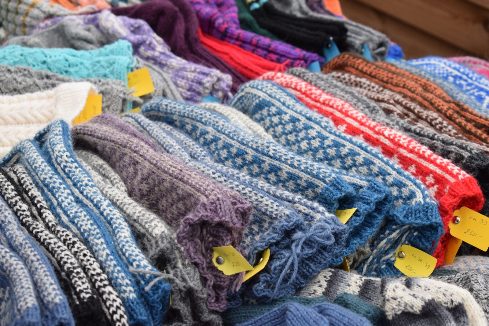Nikon D3300 sample photo. Knitting, yarn, k photography