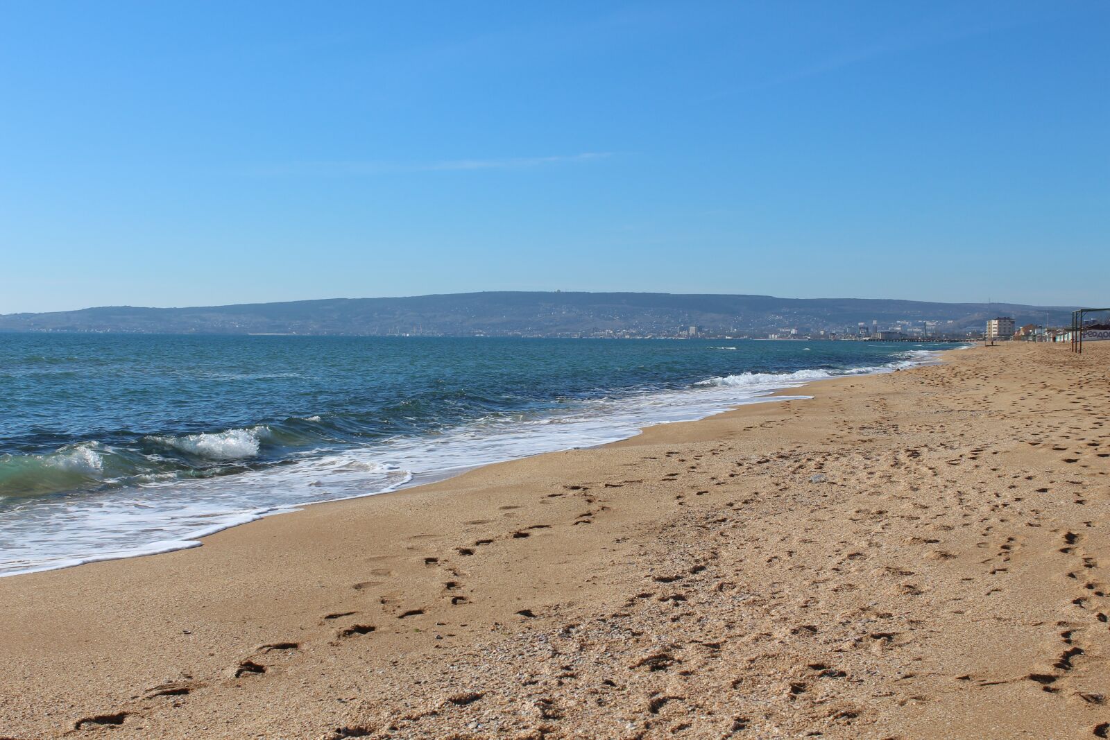 Canon EOS 650D (EOS Rebel T4i / EOS Kiss X6i) sample photo. Sea, sand, heat photography