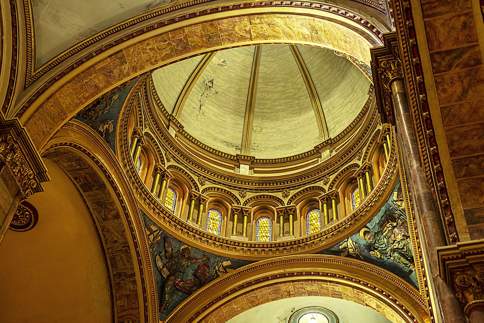 Nikon D600 sample photo. Cathedral, dome, architecture photography