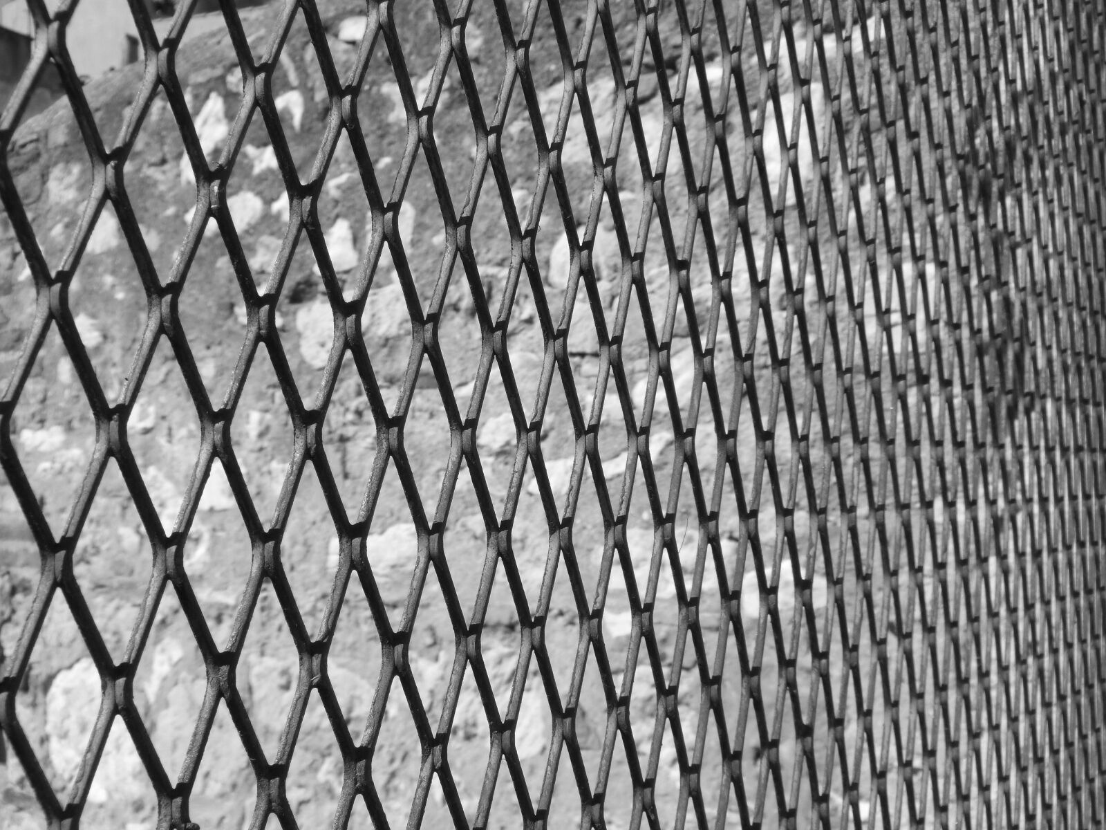 Panasonic DMC-FZ62 sample photo. Grating, metallic, texture photography