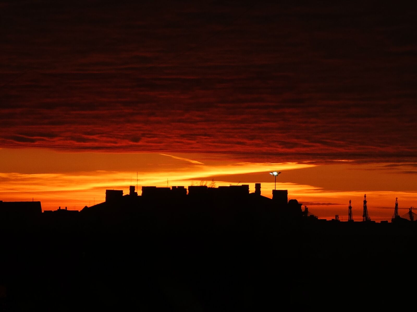 Fujifilm X20 sample photo. Sunset, horizon, city photography