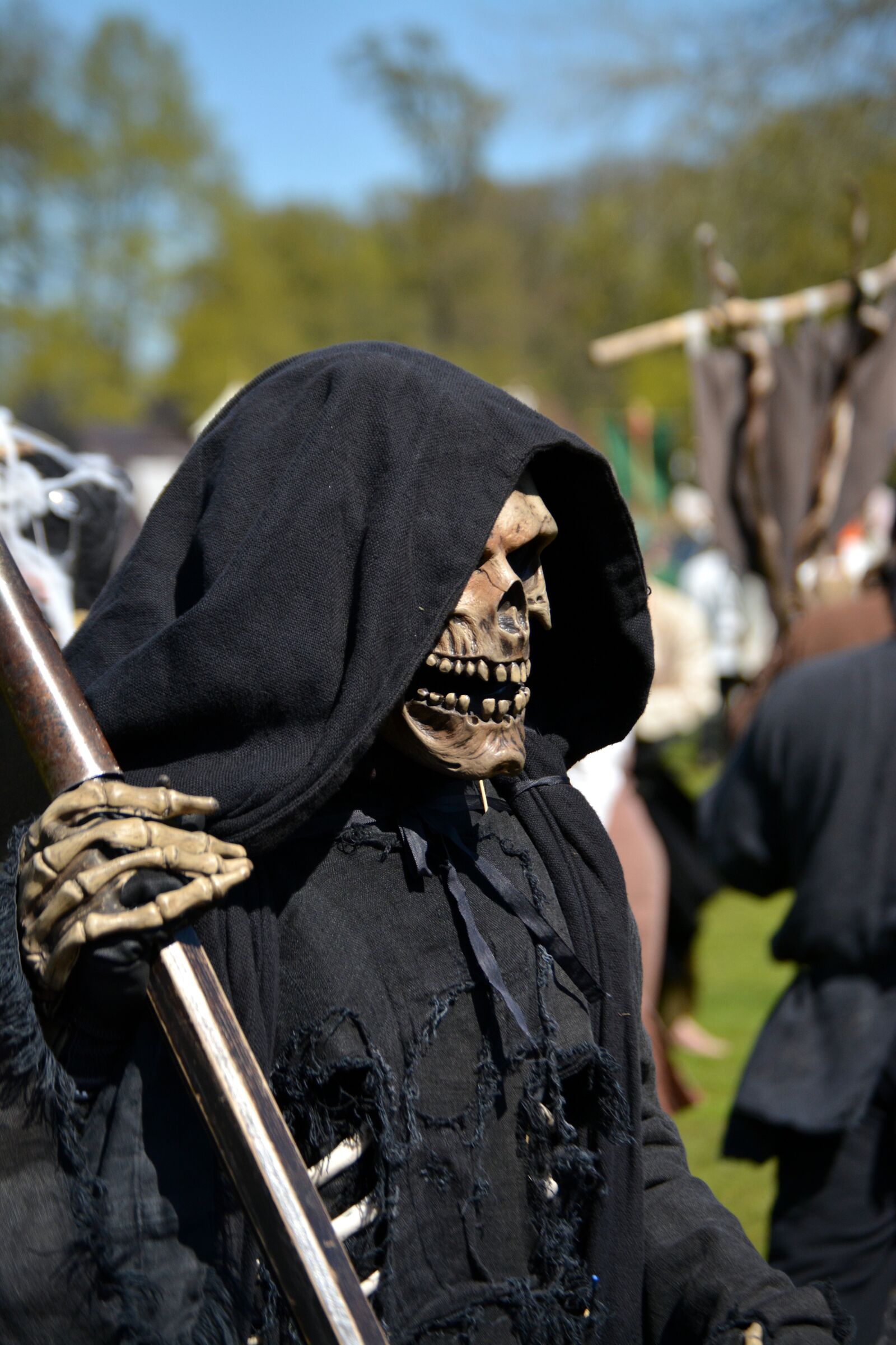 Nikon D5200 sample photo. Cutter man, death, middle photography