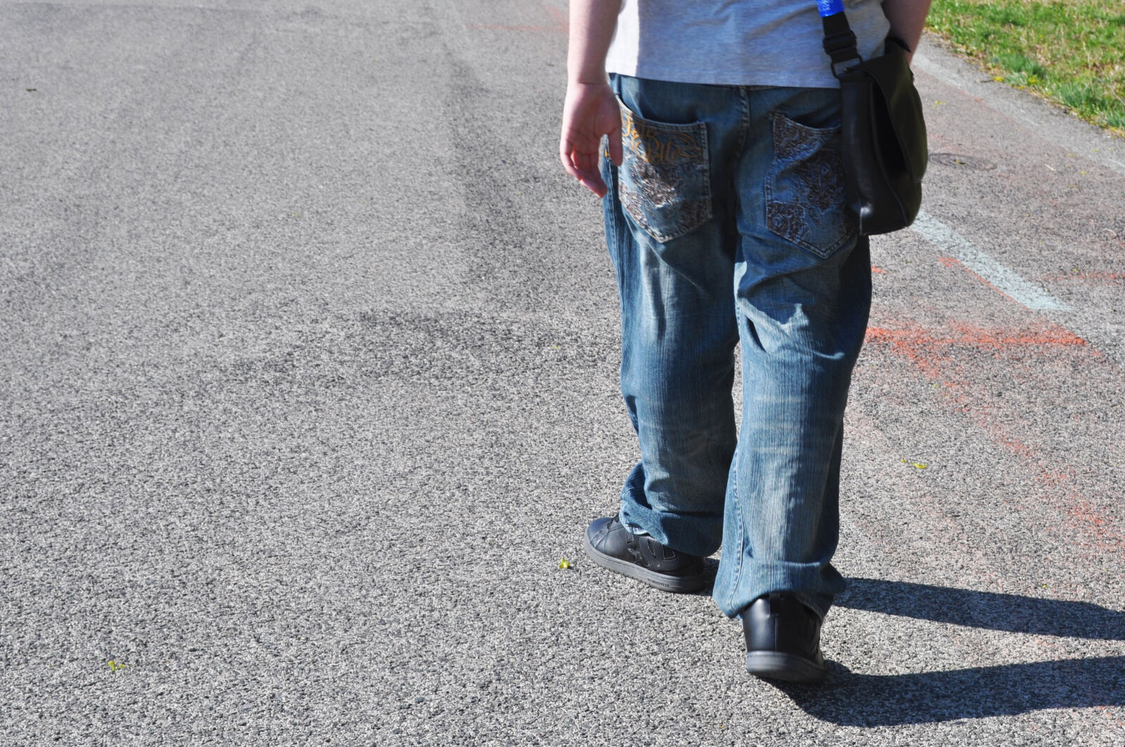 Nikon D90 sample photo. Bag, blue, jeans, bratislava photography