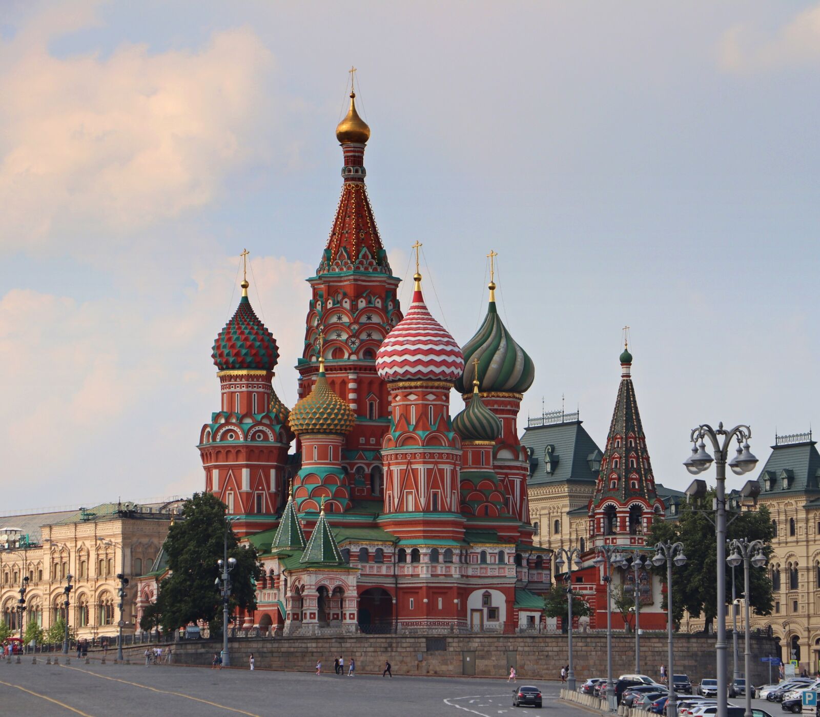 Canon EF-S 18-135mm F3.5-5.6 IS STM sample photo. Temple, architecture, moscow photography