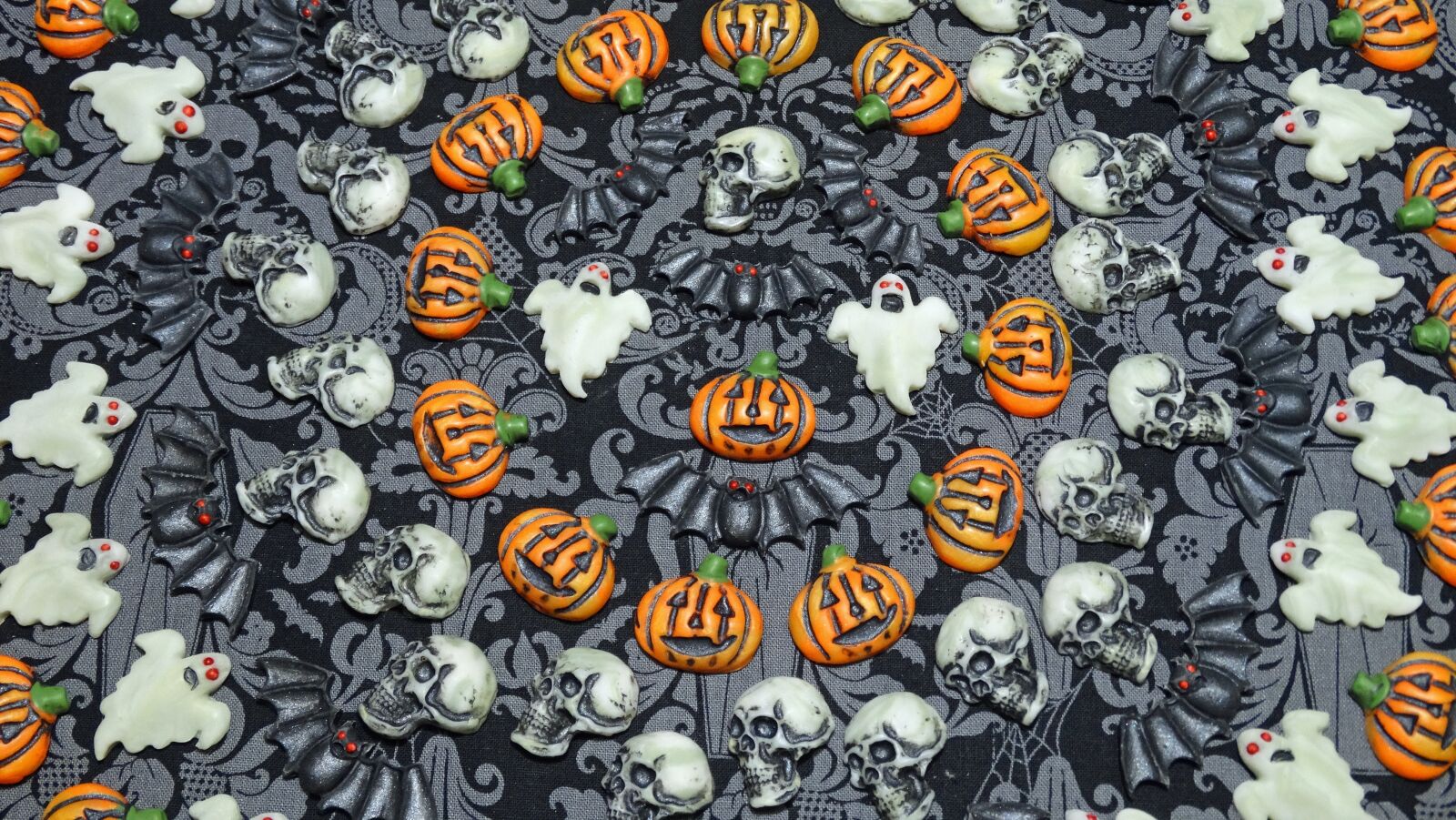 Sony Cyber-shot DSC-HX300 sample photo. Art soap, halloween candy photography