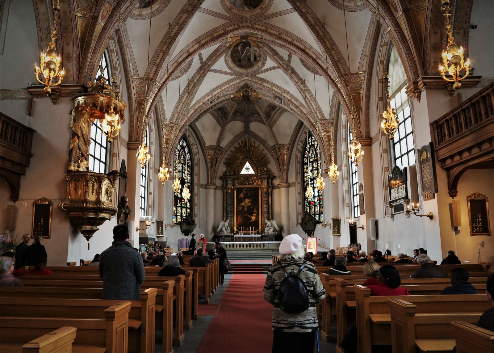 Canon EOS M10 sample photo. Santa clara, church, santa photography