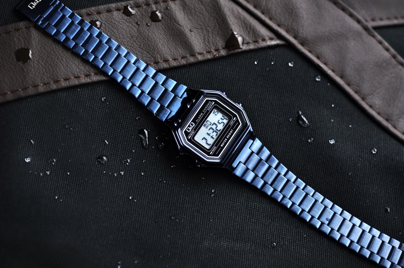 Nikon D90 sample photo. Qq, time, accessory photography