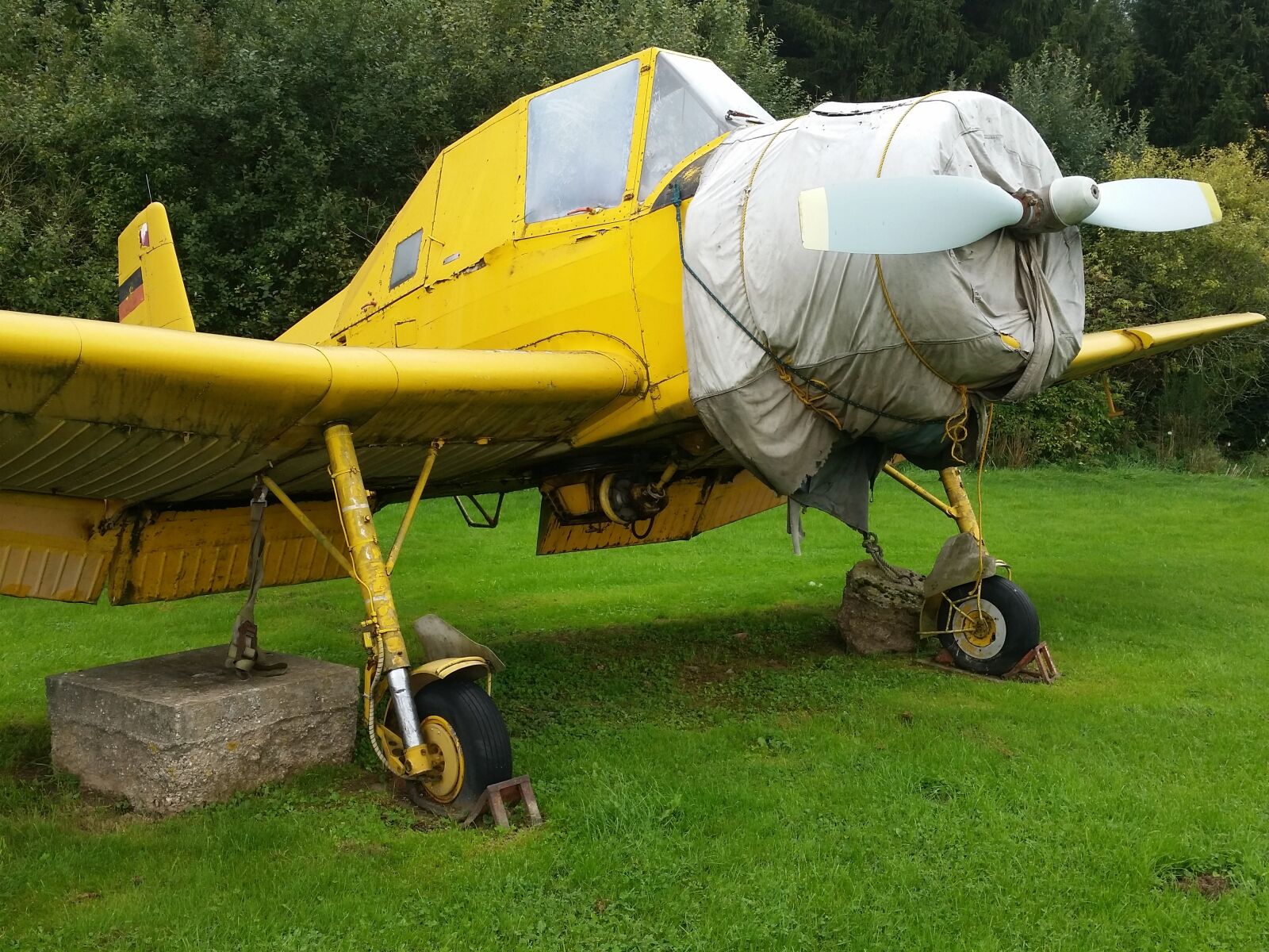 Samsung Galaxy S5 sample photo. Aircraft, aviation, old photography