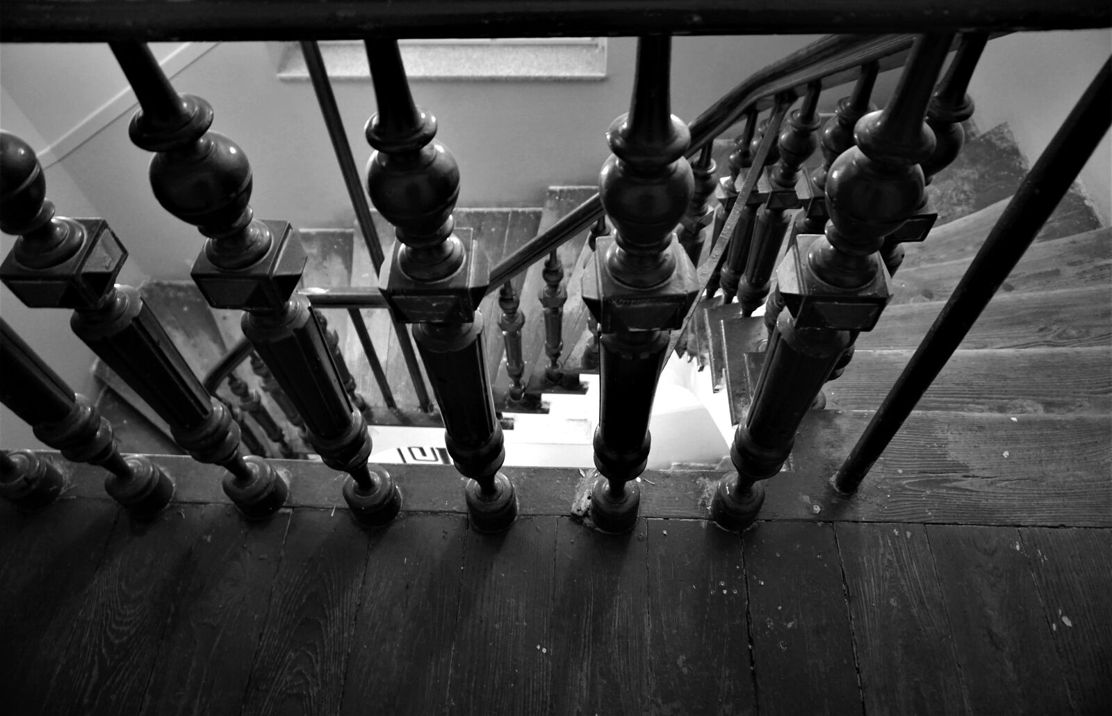 Sony a6000 sample photo. Black, and, white, hall photography